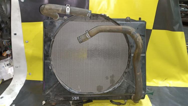 Радиатор основной Мицубиси Паджеро в Тихорецке 105204