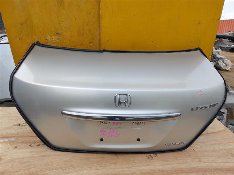 Крышка багажника Хонда Легенд в Тихорецке 51267